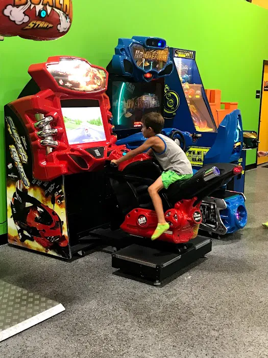 Rockin’ Jump Indoor Trampoline Park- Las Cruces Picture 8