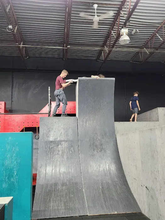 Doublejump Parkour & Ninja Warrior Picture 7