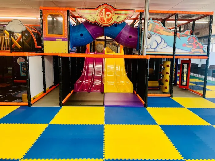 Little Flyers Indoor Playground Picture 3