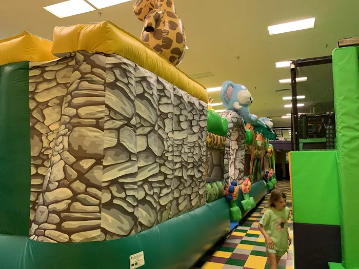 Get Air Trampoline Park Picture 2