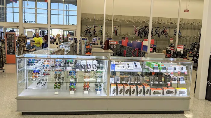Academy Sports + Outdoors Picture 9