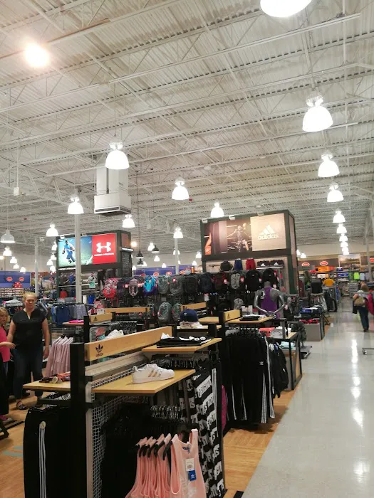 DICK'S House of Sport Picture 7