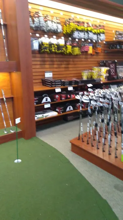 DICK'S Sporting Goods Picture 5