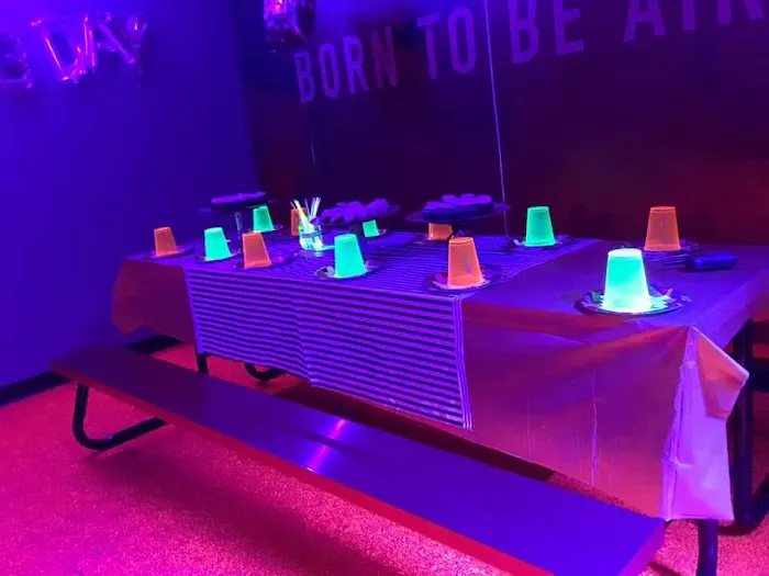 Sky Zone Trampoline Park Picture 6
