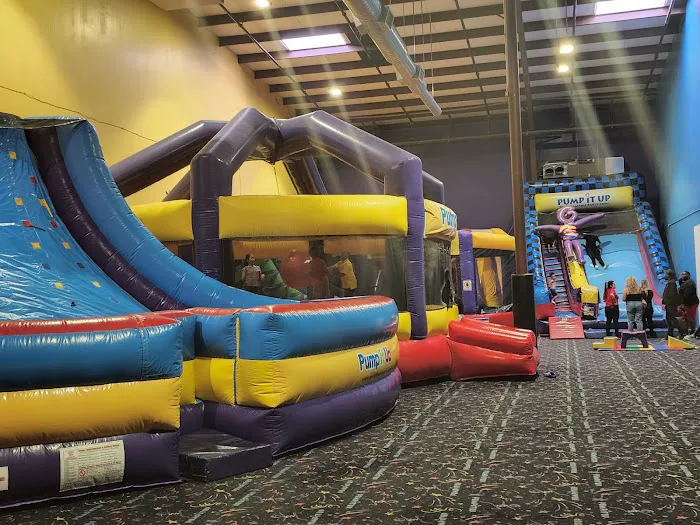 Pump It Up Arlington Kids Birthdays and More Picture 1