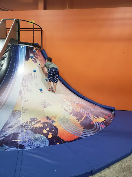 Urban Air Trampoline and Adventure Park Picture 4