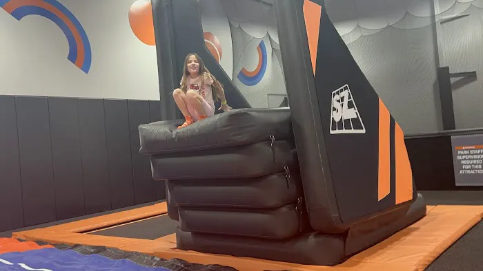 Sky Zone Trampoline Park Picture 6