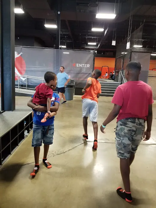 Get Air Trampoline Park Picture 10