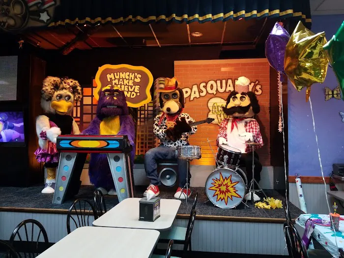 Chuck E. Cheese Picture 8