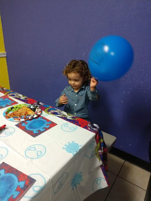 Bounce House Picture 6