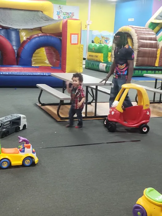 Bounce House Picture 4