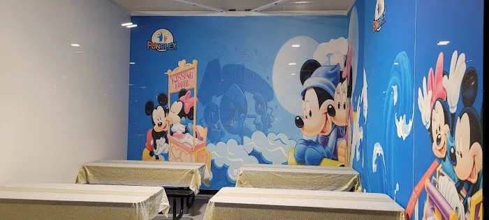 Funplex Trampoline Park. Picture 10