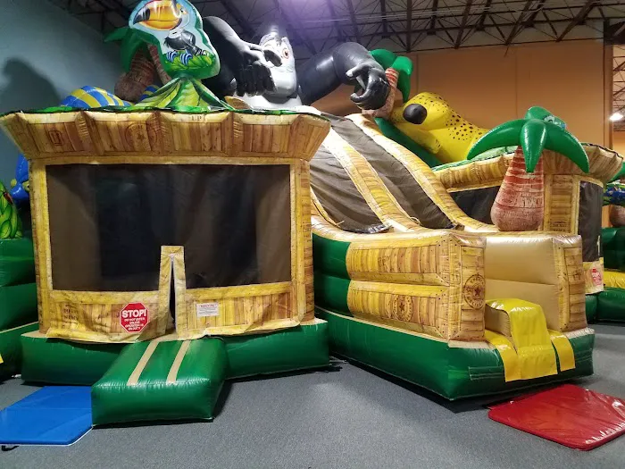 Bounce House Family Entertainment Center Picture 2
