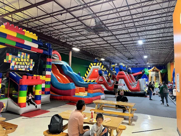 Bounce House Family Entertainment Center Picture 5