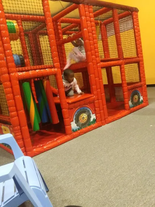 Bounce House Family Entertainment Center Picture 9
