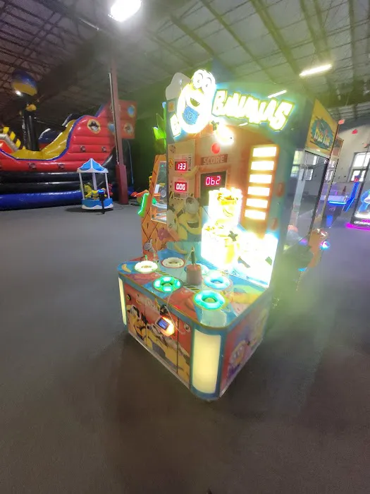 Bounce House Family Entertainment Center Picture 8