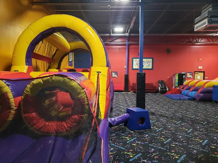 Pump It Up Hanover Kids Birthdays and More Picture 2