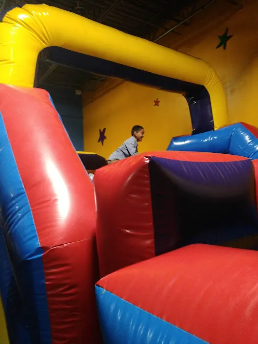 Pump It Up Hanover Kids Birthdays and More Picture 9
