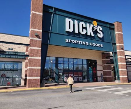 DICK'S Sporting Goods