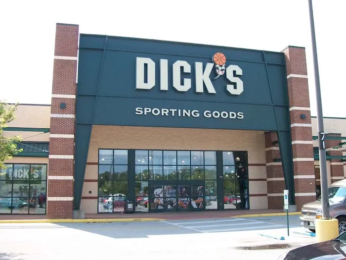 DICK'S Sporting Goods Picture 9
