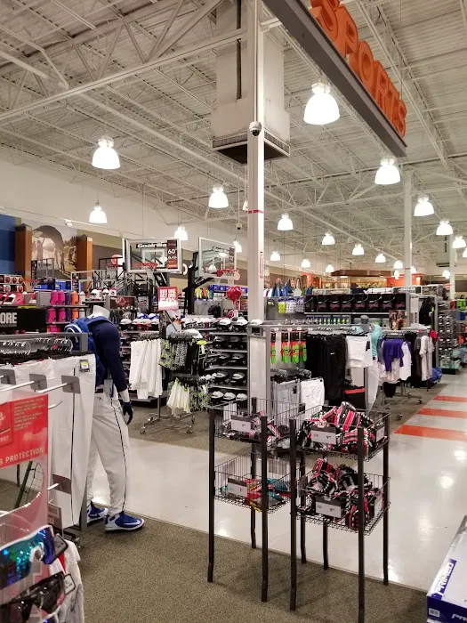 DICK'S Sporting Goods Picture 6