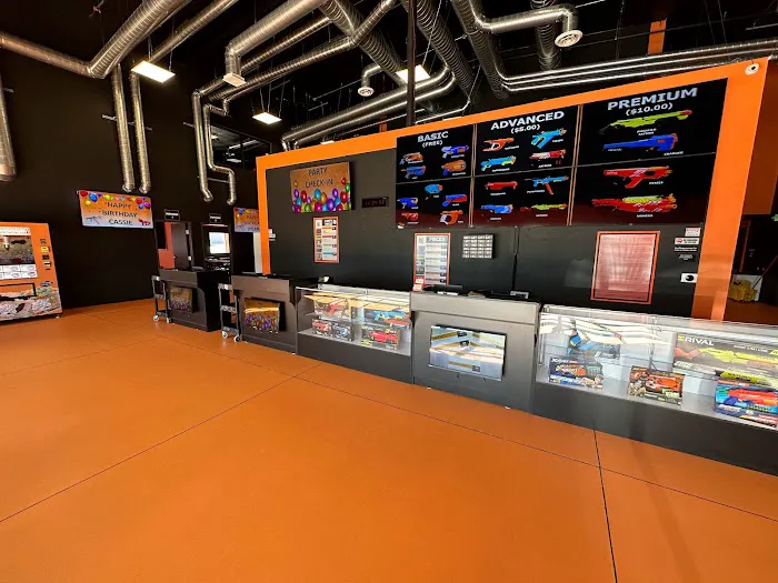 Dart Wars - Indoor Nerf Battle Arena Picture 2