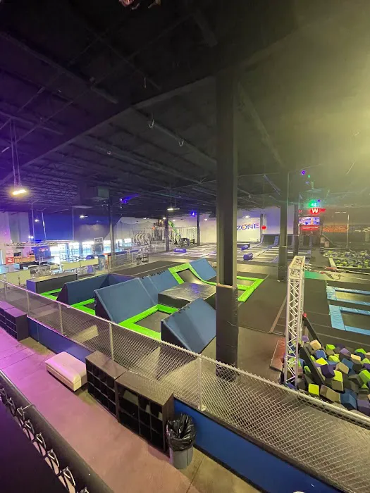 Sky Zone Trampoline Park Picture 4