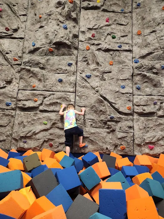 Sky Zone Trampoline Park Picture 7