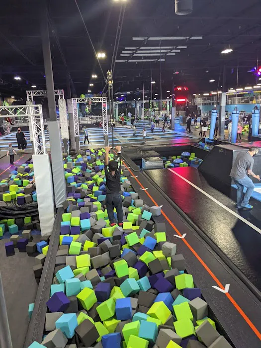 Sky Zone Trampoline Park Picture 5