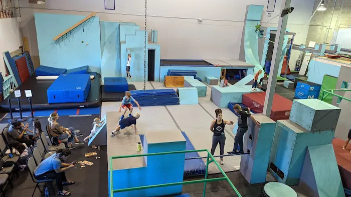 Flow Vault Parkour and Ninja Picture 2