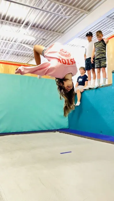 Superhuman Academy - Parkour, Trampoline, Tricking Picture 9