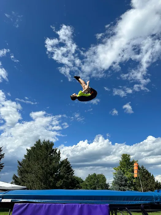 Free Solo Trampoline Picture 1