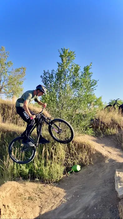 Twin Lakes Dirt Jump Park Picture 8
