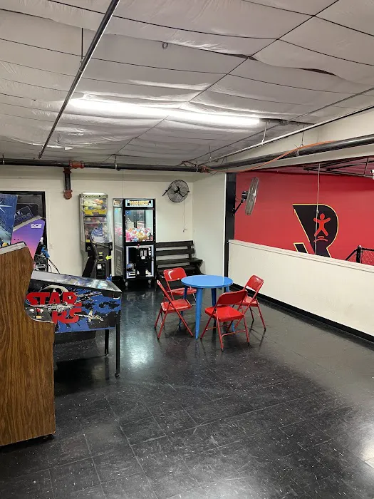 Rogue Play Trampoline and Ninja Center Picture 4