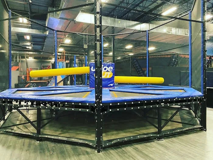 Sky Zone Trampoline Park Picture 5