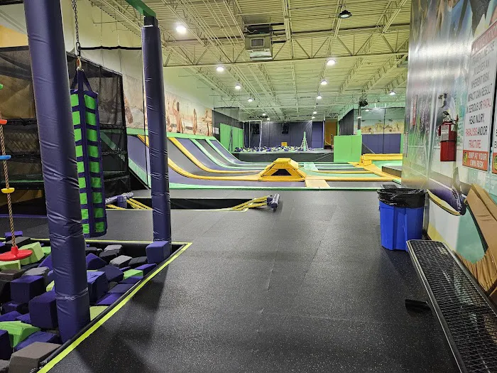 Get Air Trampoline Park Picture 3