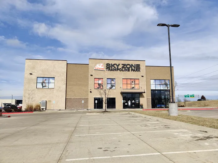 Sky Zone Trampoline Park Picture 6