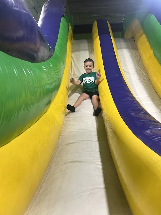 Pump It Up Overland Park Kids Birthdays and More Picture 3