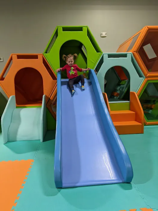 Up & Away Indoor Play Picture 7