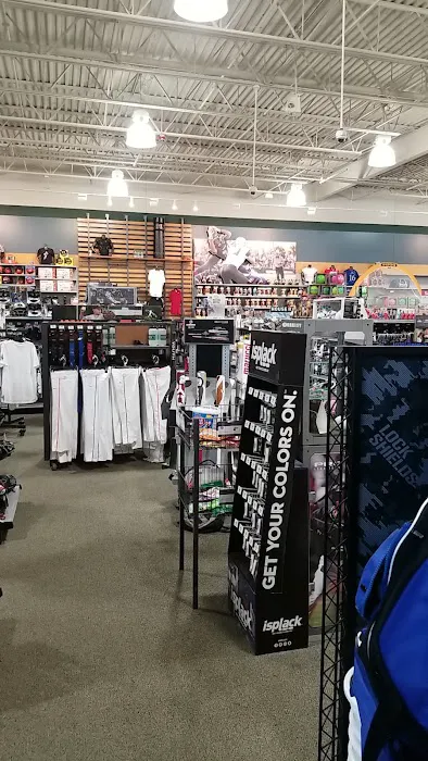 DICK'S Sporting Goods Picture 9