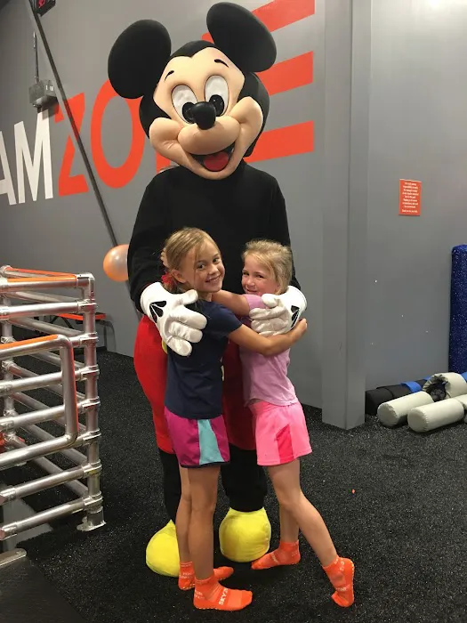 Sky Zone Trampoline Park Picture 9