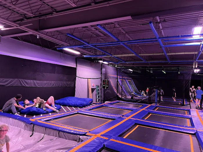 Leap - Manhattan Kansas Picture 1