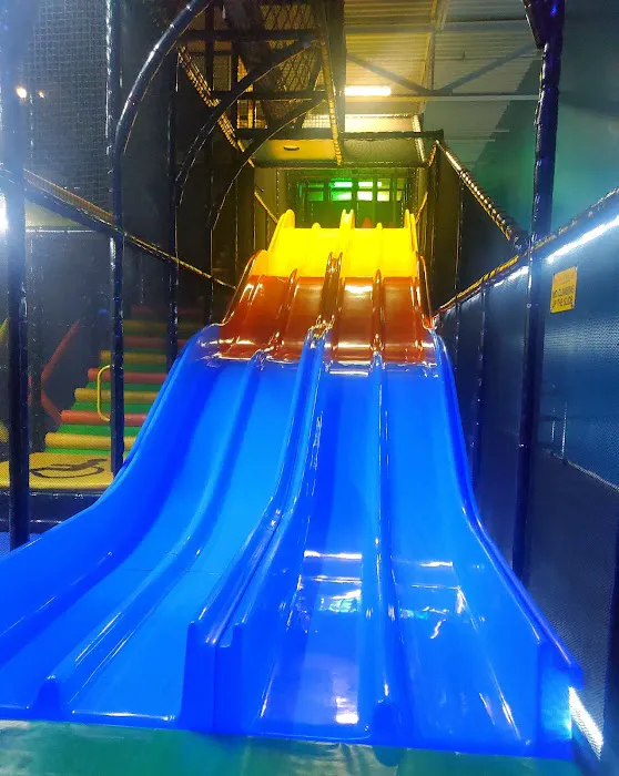 Urban Air Trampoline and Adventure Park Picture 5