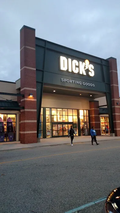 DICK'S Sporting Goods Picture 5