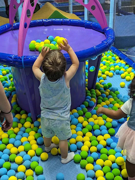Wally Wombats | Indoor Playground & Events Center - Rainbow Picture 3