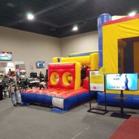Bouncy World Indoor Bounce Playland ico