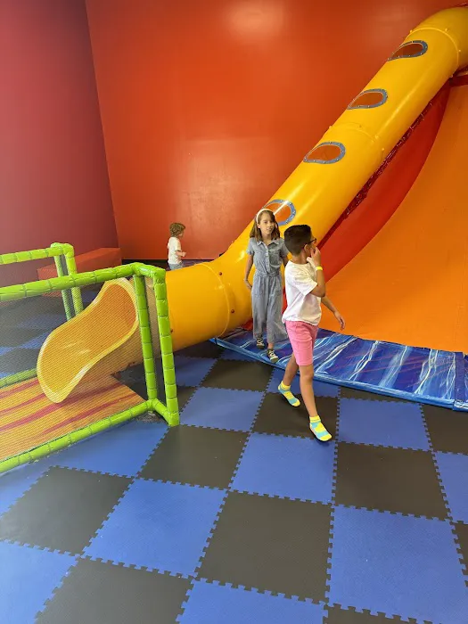 UPTOWN JUNGLE FUN PARK | Henderson, NV Picture 1