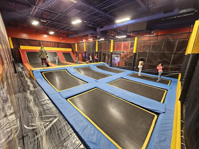 UPTOWN JUNGLE FUN PARK | Henderson, NV Picture 10
