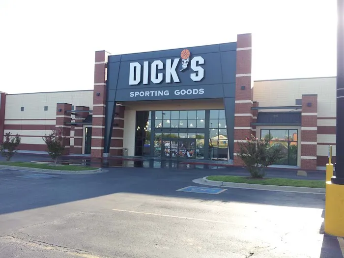 DICK'S House of Sport Picture 6