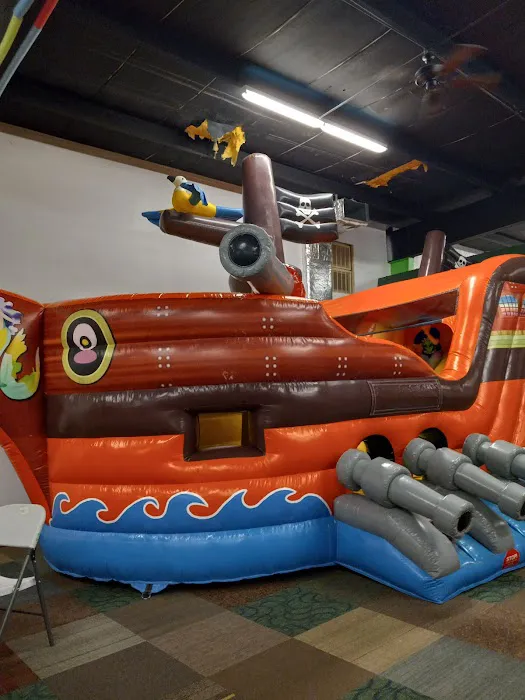 Grand Bounce Jumpstation & Rentals Picture 3